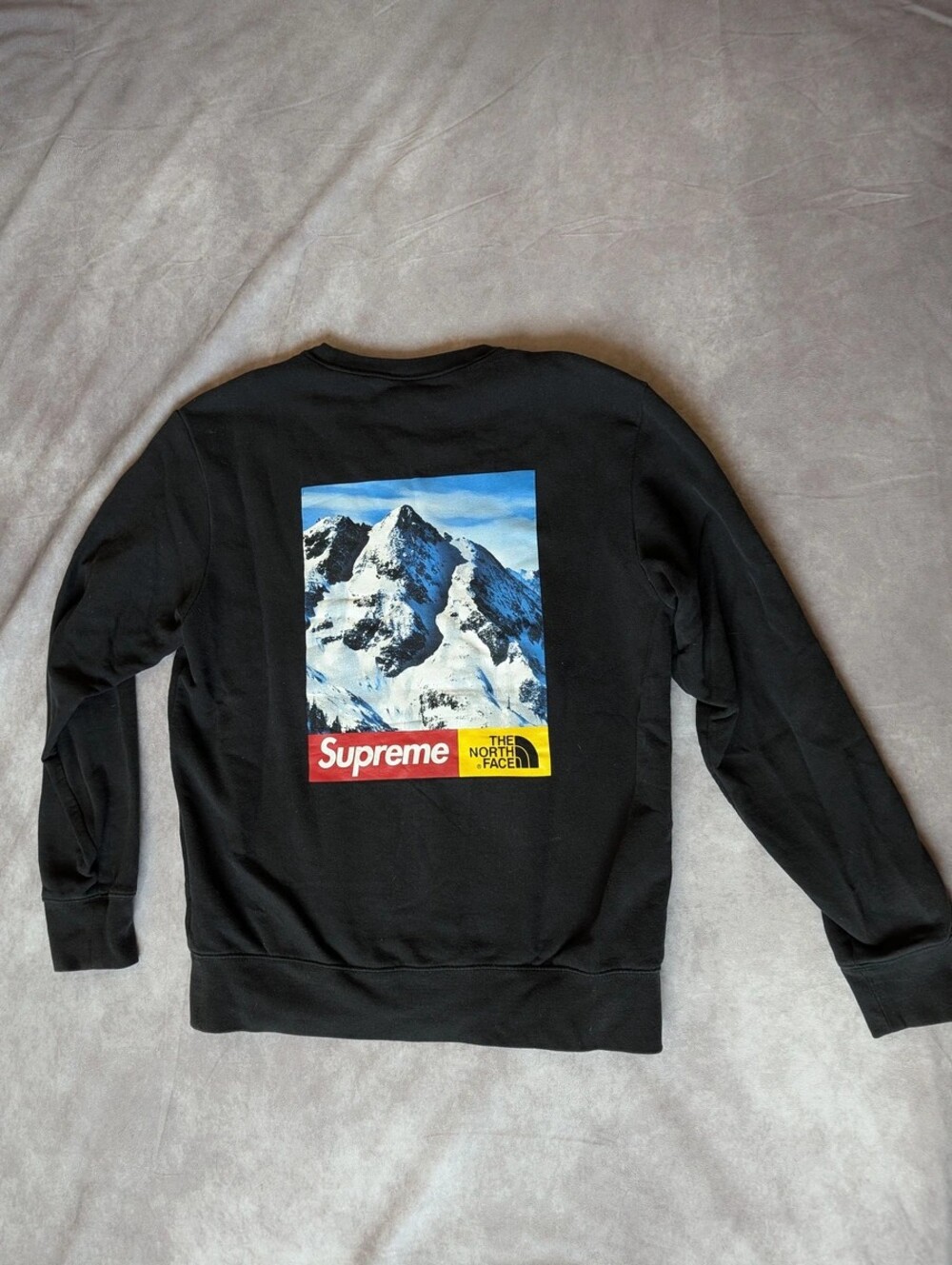mountain crewneck